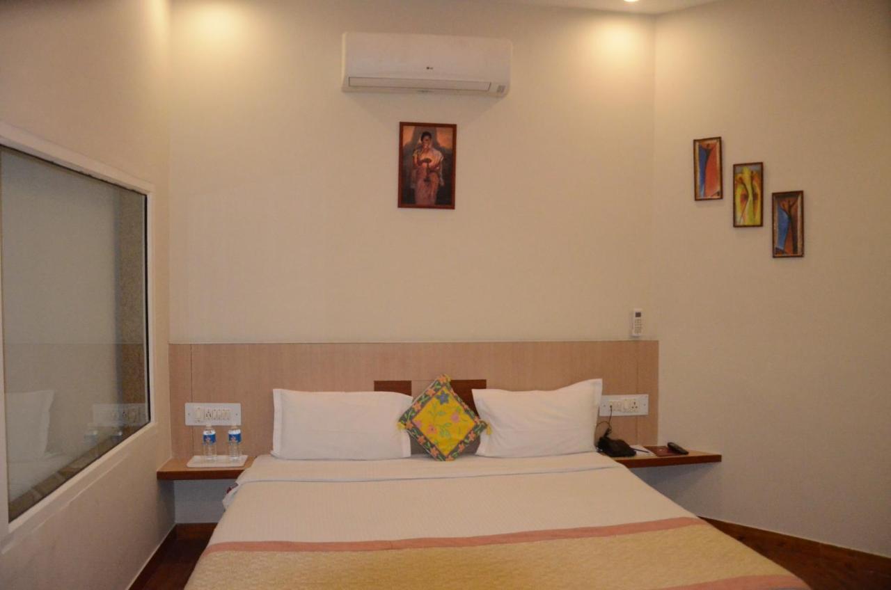 Sparrow Inn Ankur Alwar Esterno foto