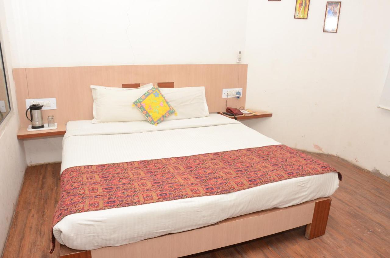 Sparrow Inn Ankur Alwar Esterno foto