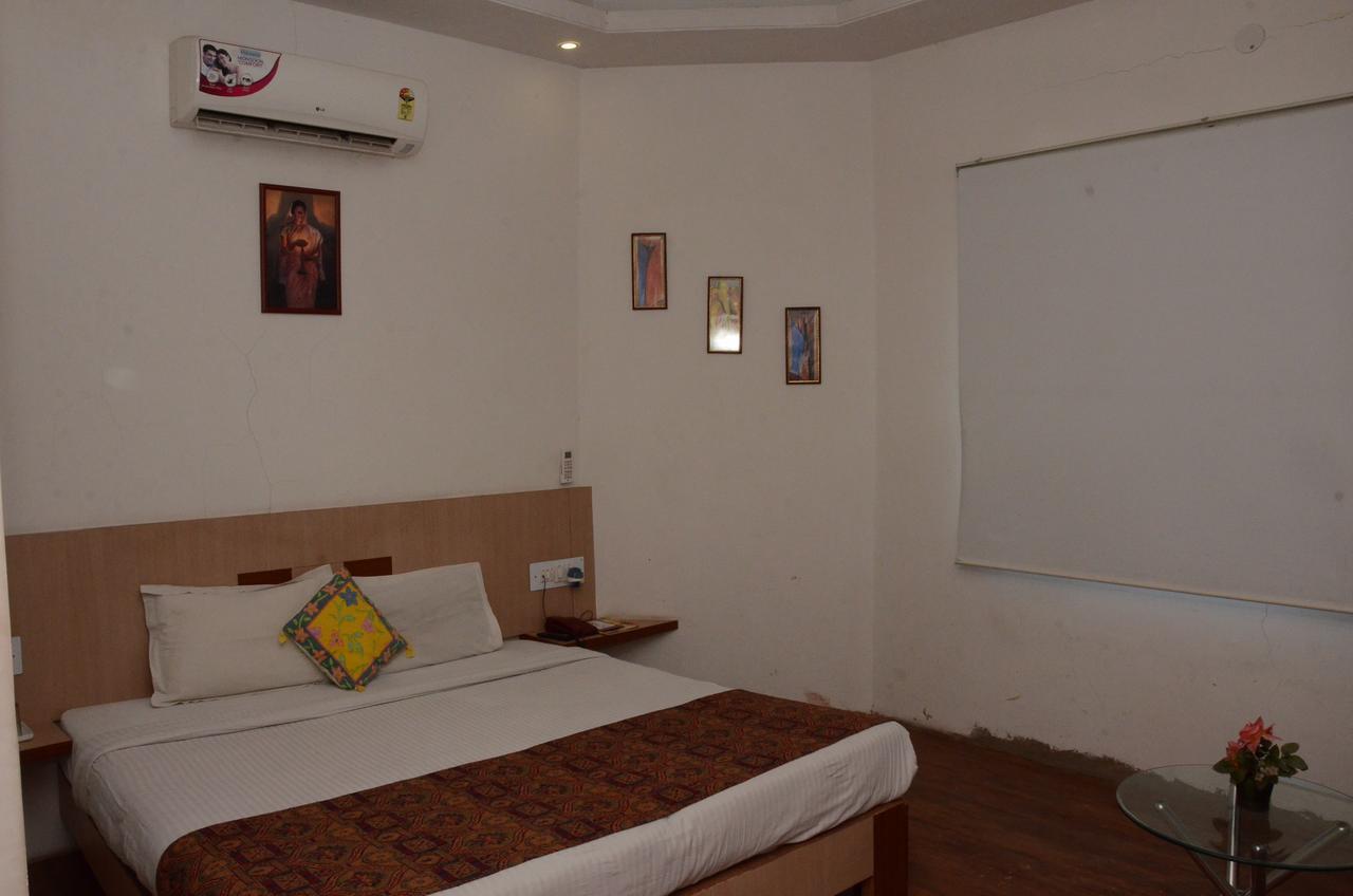 Sparrow Inn Ankur Alwar Esterno foto