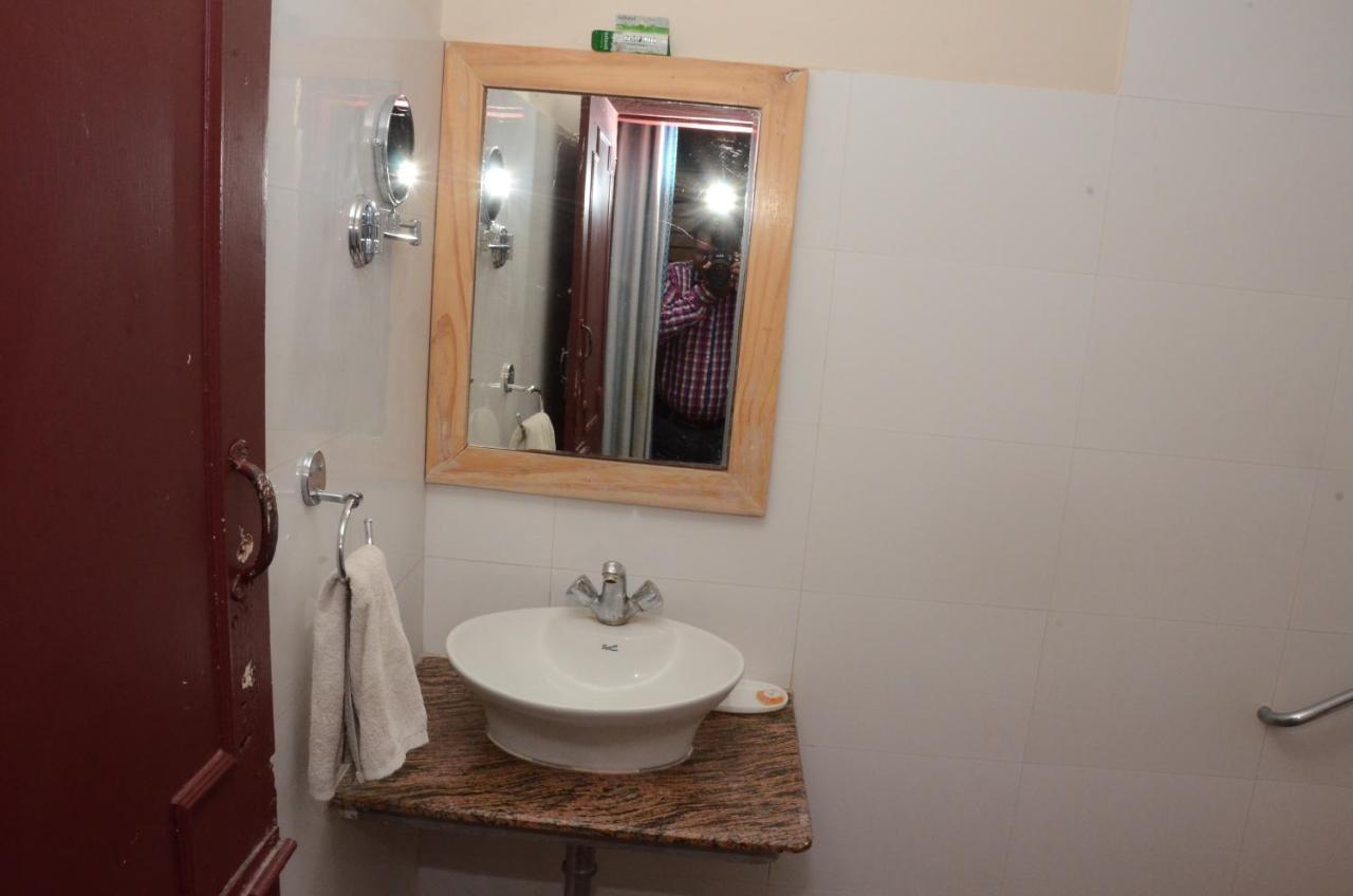 Sparrow Inn Ankur Alwar Esterno foto