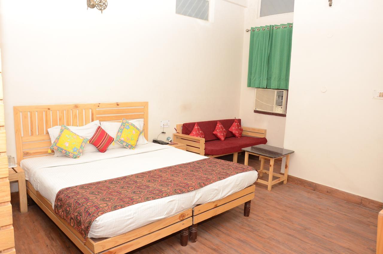 Sparrow Inn Ankur Alwar Esterno foto